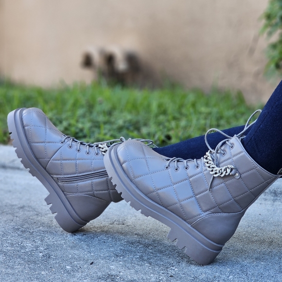 Womens Chunky Block Heel Ankle Combat Boots Taupe Color - Picture 3 of 6